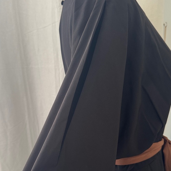 Ark & Co. Elegant Black Dress with Brown Belt - Picture 4 of 9